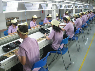 深圳海恩科技 引領高效充電，詳解高性能歐州6級能效3A輸出4USB墻壁充電器